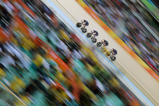 Tim Clayton, GREAT BRITAIN TEAM - I miejsce w kategorii Sports in action