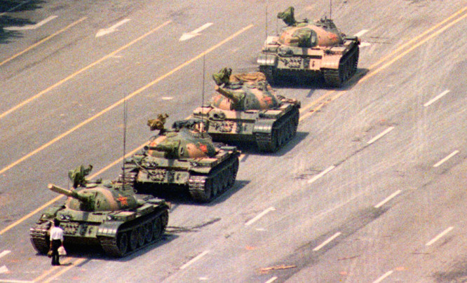  Nie żyje Charlie Cole - autor słynnego zdjęcia “Tank Man”