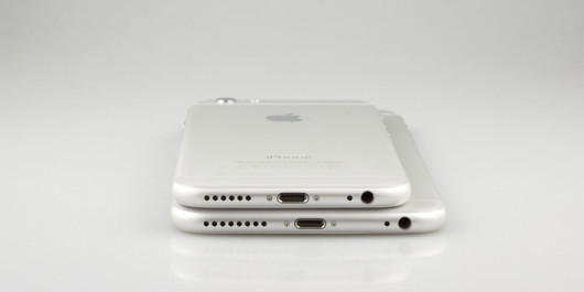 iPhone 6 i iPhone 6 Plus - widok z boku