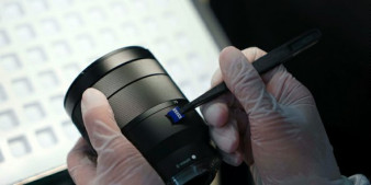 Czym różnią się obiektywy Zeiss i Sony/Zeiss?