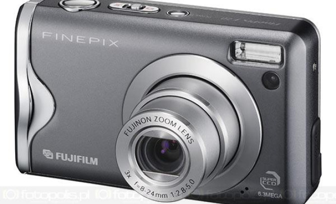  Fujifilm FinePix F20 - młodszy brat F30