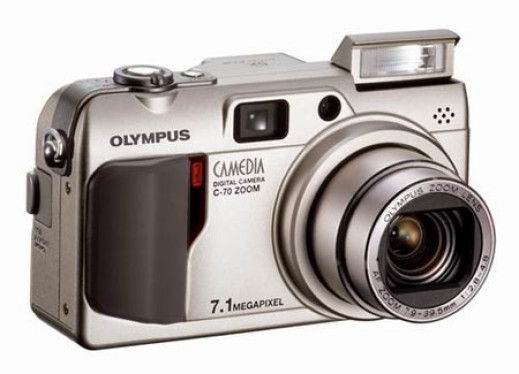 Olympus C-70 Zoom - 7 MP dla zaawansowanych